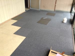 カーペットタイル施工