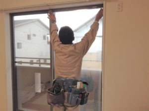 ガラスフィルム施工