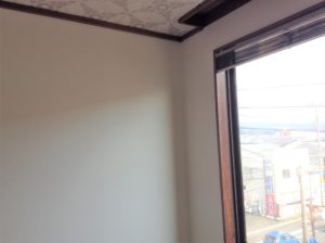 子供部屋の壁紙の貼り替え