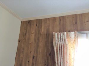 落ち着いた雰囲気の部屋