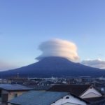 富士山に傘雲