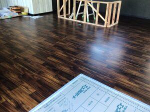 アカシアの床材