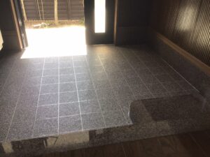 リフォームした玄関の床